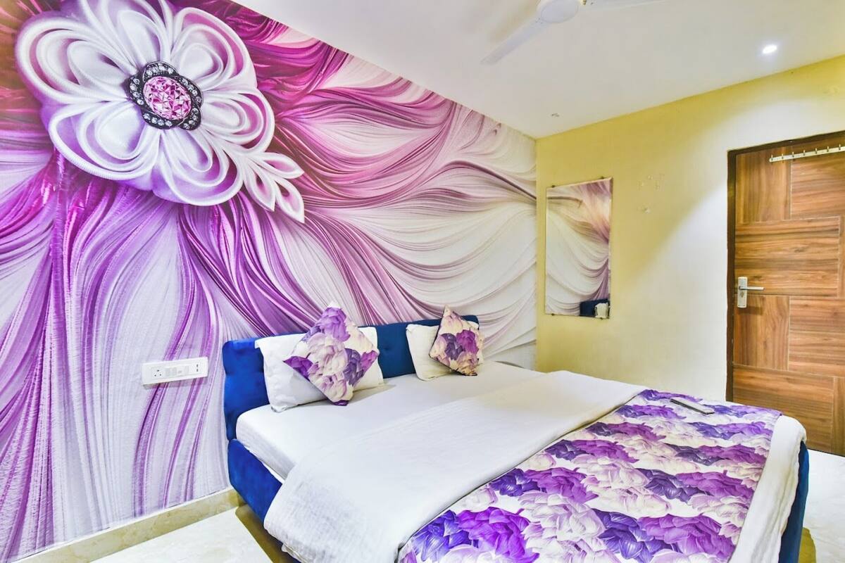 Deluxe Double Room, Multiple Bedrooms, City View | Free WiFi, bed sheets