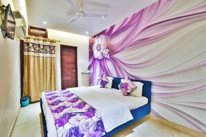 Deluxe Double Room, Multiple Bedrooms, City View | Free WiFi, bed sheets - Goroomgo Singh International Amritsar (Amritsar)