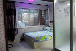 Unclassified image, 3 of 8, button - Fushun Shenghui Apartment (Fushun)