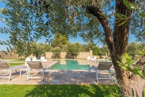 Seasonal outdoor pool, a heated pool