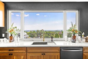 Fridge, microwave, oven, stovetop - Great Falls` Ultimate Premier Retreat: Hot Tub, City, Mountain & Missouri River Views with Gaming Area (Great Falls)