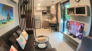 Appartement, 1 chambre, accessible aux personnes à mobilité réduite, balcon | Salle de séjour