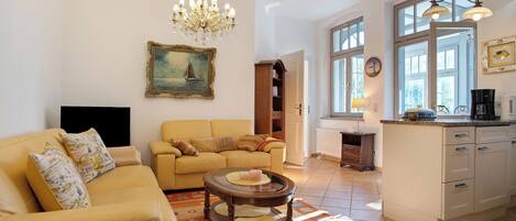 TV, DVD player, stereo