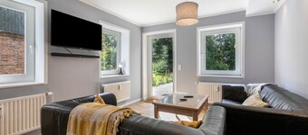 Apartment 'Rohrdommel' with Private Terrace, Private Garden and Wi-Fi