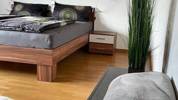 2 bedrooms, free WiFi, bed sheets