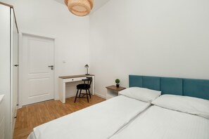 1 bedroom, bed sheets - Apartament at Piotrkowska by Renters (Lódz)