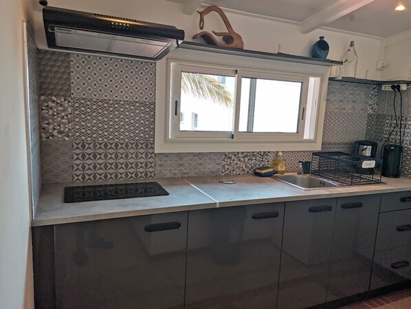 Microwave, stovetop - Appt. au 1er Étage au Tampon 11ème Idéal Pour Couple (Le Tampon)