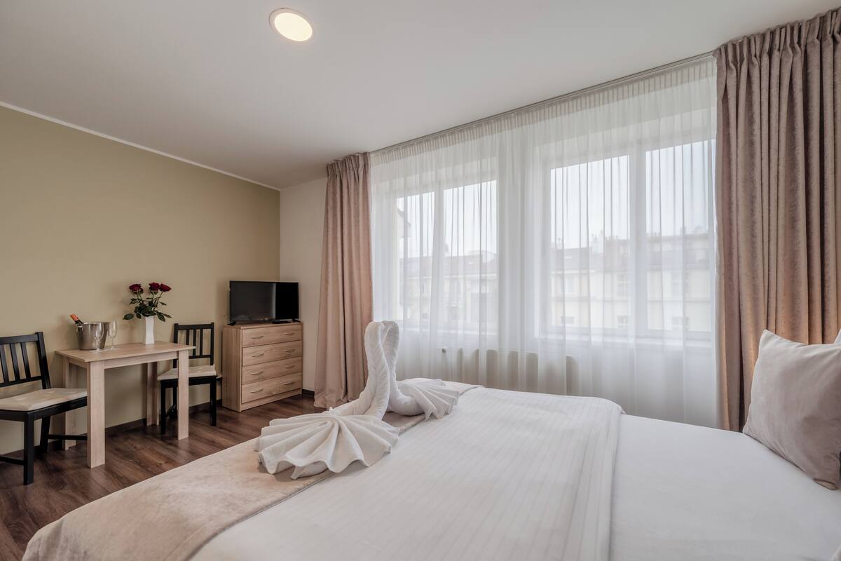 Superior Double Room | WiFi (free), bed sheets