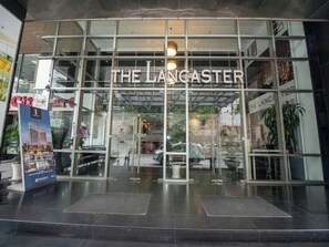 Reception - Bluesky Lancaster Luxury Vacation (Ho Chi Minh City)