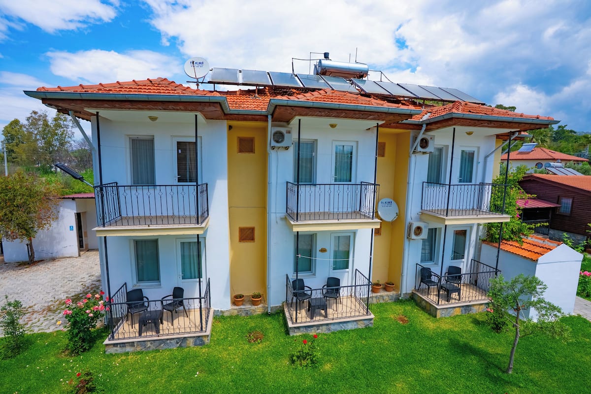 1 quarto, individualmente decorados, individualmente mobiliados