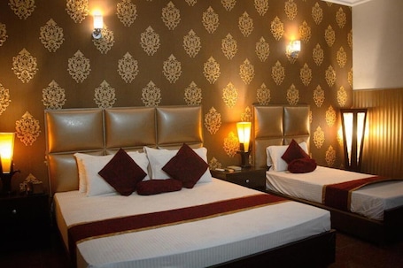 Sistema de insonorización, tabla de planchar con plancha y wifi gratis