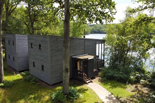 Manoir de luxe au bord du lac par Belvilla