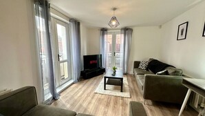 Apartment | 2 bedrooms - 2br City Side Apartment (Belfast)