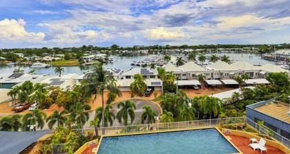 Marina Magic | 2 Bed, 2 Bath apt | Stunning Views