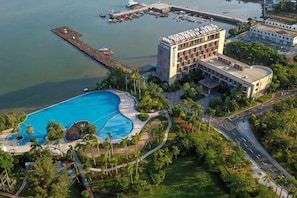 Unclassified image, 2 of 90, button - Dongshan Pearl Island Hotel (Shenzhen)