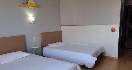 Hai Shi Cheng Lou Business Hotel