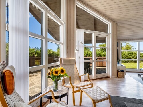 "Yngve" - 3.5km from the sea by Interhome