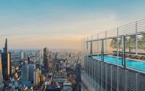 Rooftop terrace - The Vertex Residences Luxury Vacation (Ho Chi Minh City)