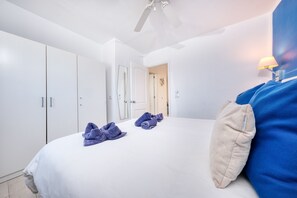 In-room safe, iron/ironing board, travel crib, free WiFi