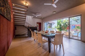 Room - D1 Close2See+Pool+Service@Candolim (Calangute)