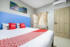 Standard Double Room - Hotel O Prambanan Near Prambanan Temple (Klaten)