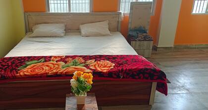 Hotel Putri Palace Mirzapur