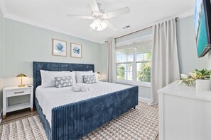 4 habitaciones, tabla de planchar con plancha, wifi y ropa de cama 