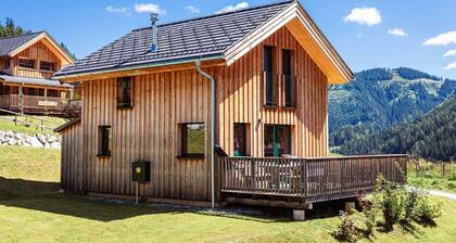 Cozy Chalet in Hohentauern: Your Alpine Retreat