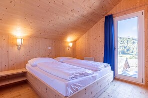 4 bedrooms, free WiFi