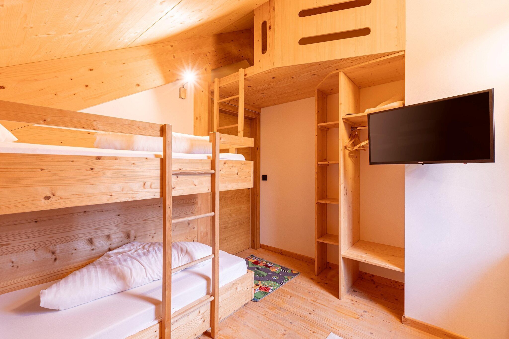 4 Schlafzimmer, kostenloses WLAN