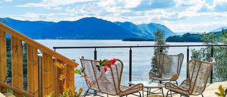 House | Terrace/patio