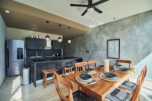 Luxury Penthouse, 2 Bedrooms, Private Pool, Park View (Attha C3 - Nirvana) | Private kitchen | Fridge, microwave, oven, stovetop