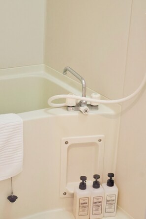 Classic Double Room, City View | Bathroom - Daikoku Apartment 7F (Osaka)