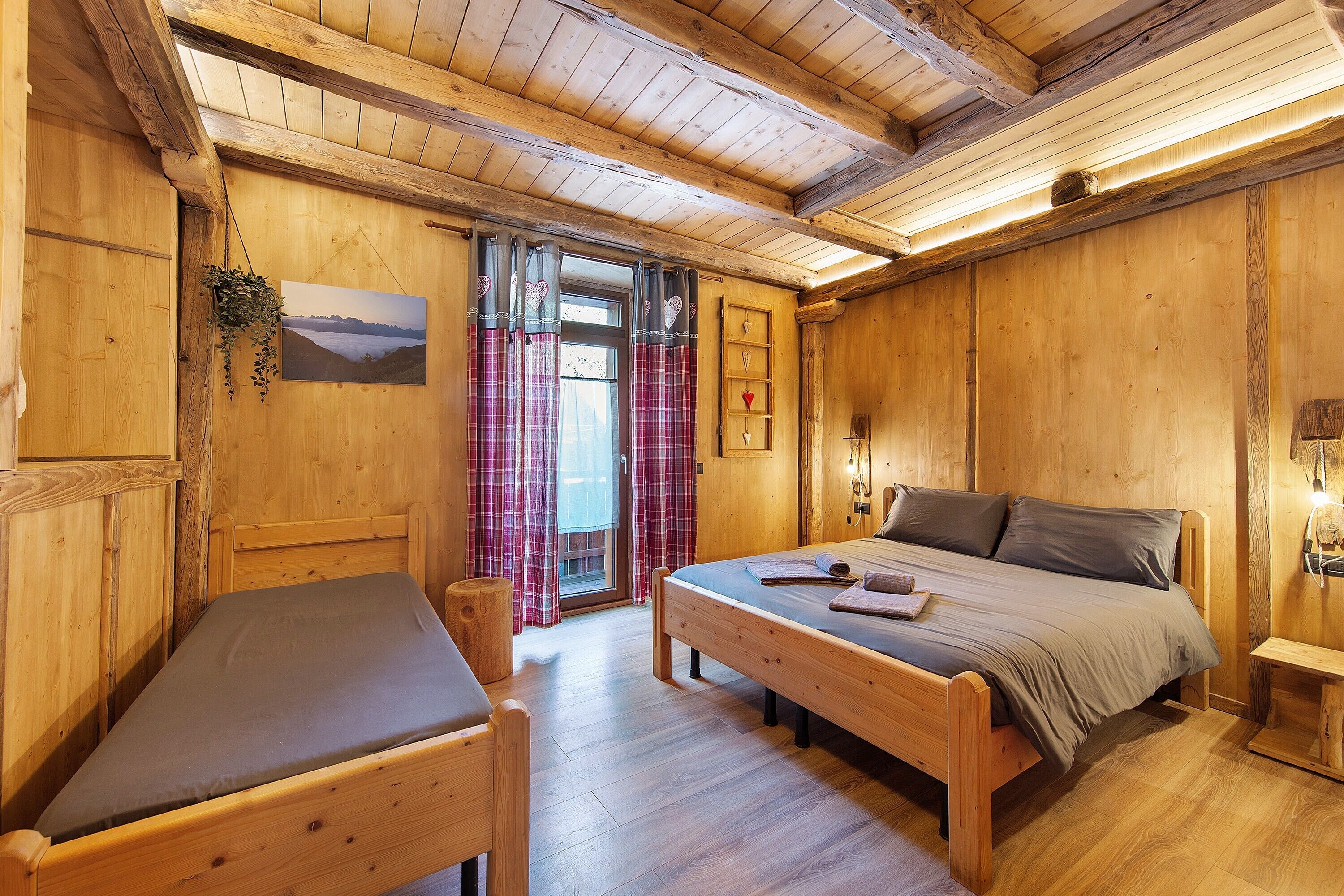 1 bedroom, free WiFi, bed sheets