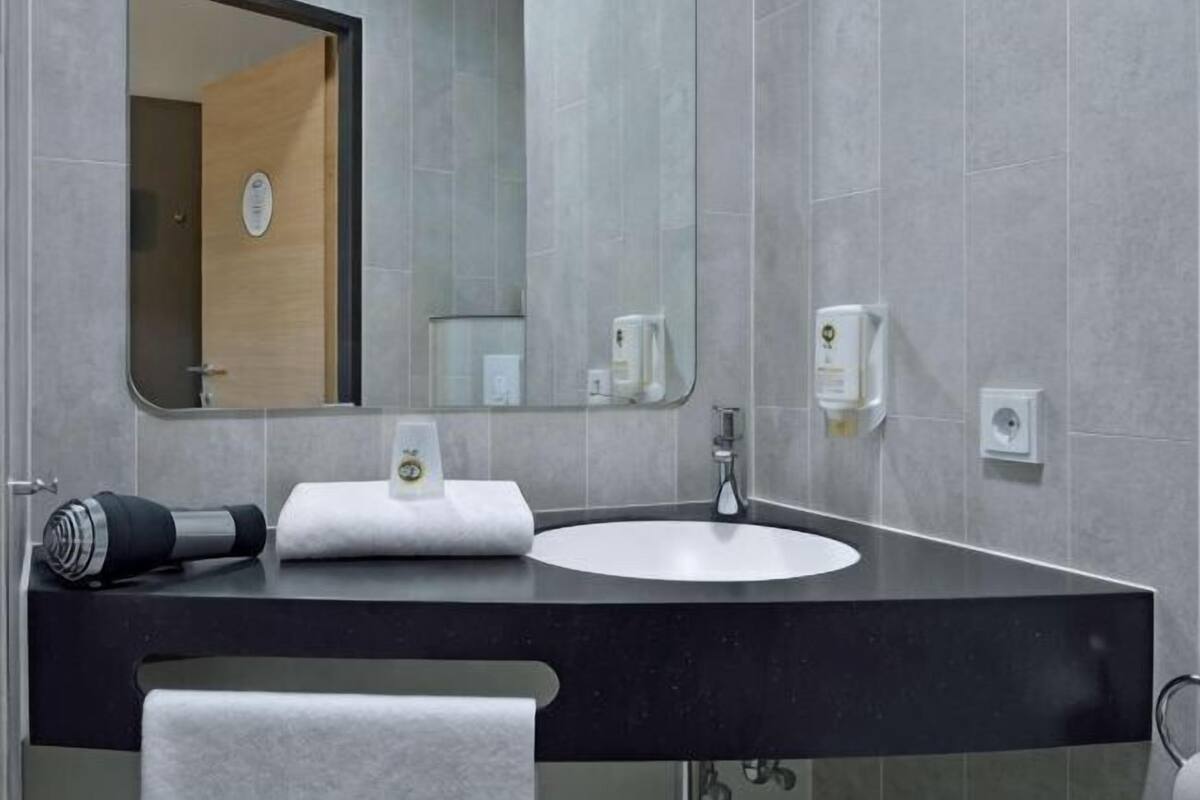 Bathroom | Shower, hair dryer, towels, soap