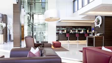 Coin salon dans le hall