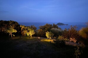 Family Villa, Multiple Bedrooms, Mountainside (Villa Luce del Sol  with Pool - M) | Bahagian luar