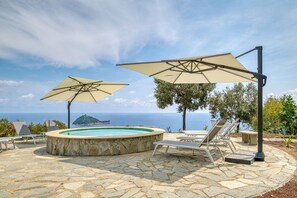 Terrace/patio - Villa Luce del Sol with Pool - L (Alassio)