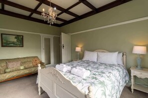 3 Schlafzimmer, Bügeleisen/Bügelbrett, WLAN, Bettwäsche