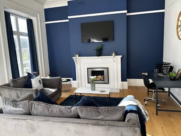 Living area - 2 Bedroom Apartment kitchen and bathroom (Grimsby)