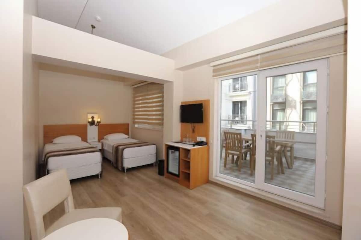 Chambres insonorisées, Wi-Fi gratuit, draps fournis