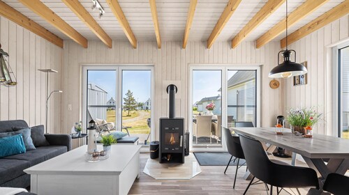 Seaside - Infrared sauna, bathtub, shower, fireplace, terrace, parking