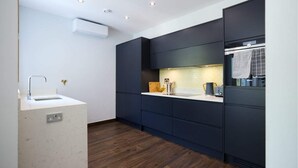 Exterior - The Putney Hideaway - Modern and Elegant 3bdr Flat With Patio (London)