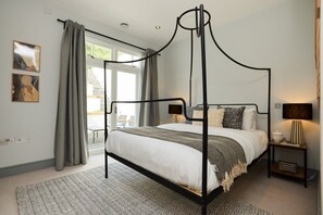 อพาร์ทเมนท์ (3 Bedrooms) | บริเวณภายนอก