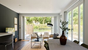 Exterior - The Putney Hideaway - Modern and Elegant 3bdr Flat With Patio (London)