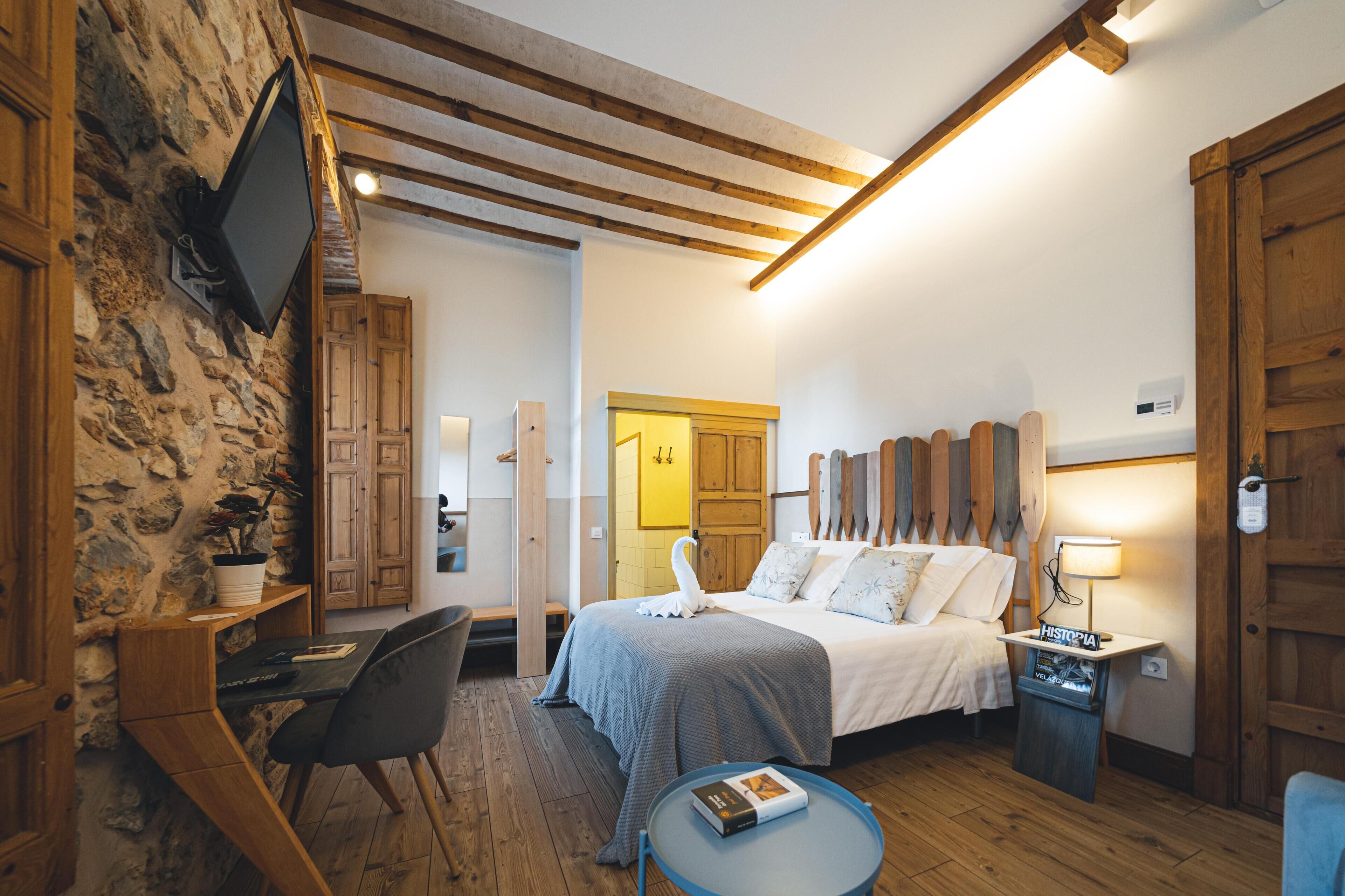 1 slaapkamer, een bureau, wifi