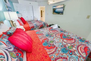 1 bedroom, iron/ironing board, free WiFi, bed sheets - 1BR, Oceanfront, Beach Accessible,  Swimming Pools (North Myrtle Beach)