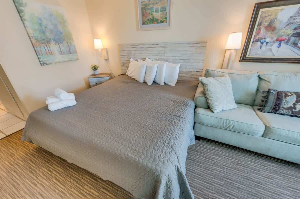 1 soverom, strykejern/-brett, wi-fi (inkludert) og sengetøy