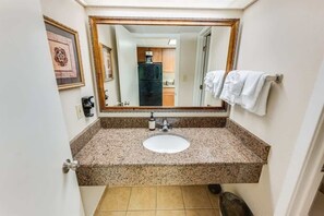 Shower, hair dryer - Heated pools and direct oceanfront at Coral Beach (Myrtle Beach)