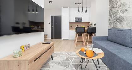Apartament z Balkonem RzeszĂłw by Renters
